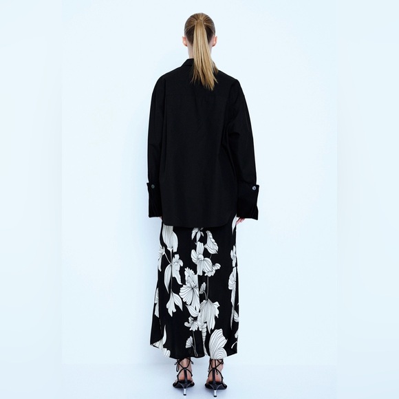 Black and White Floral Viscose Midi Skirt XS - Picture 3 of 6